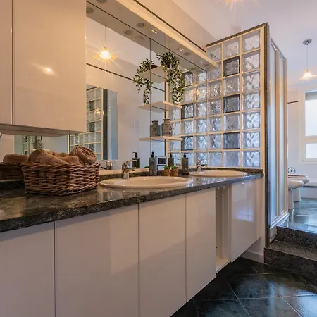 Apartamento Palagiustizia Nest By Wonderful Italy